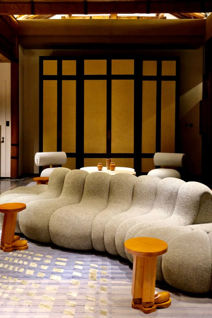 Sculptural premium sofa in luxury setting